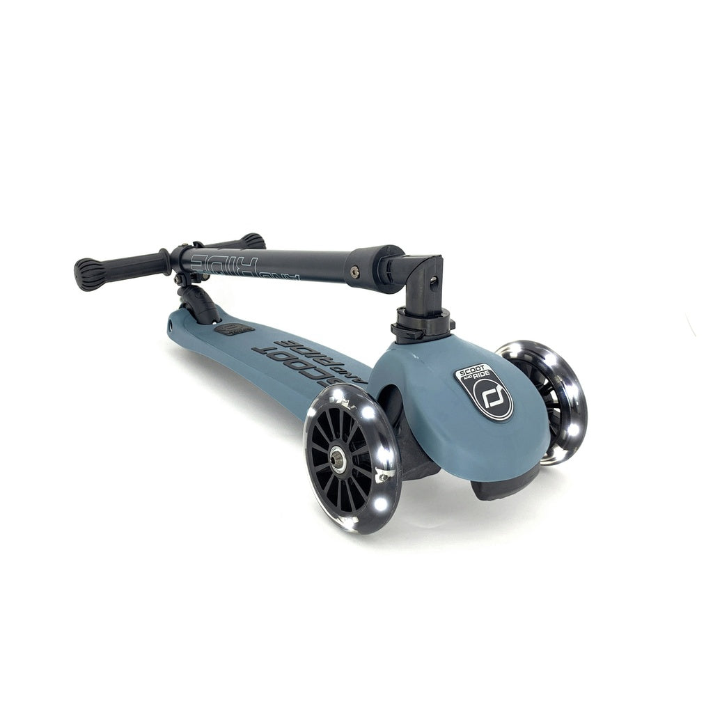 Scoot and Ride Highwaykick 3 steel LED